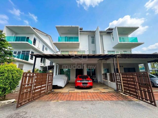 FULLY FURNISHED ‼️ 3 Storey Semi D with Pool 1080 Residence, Kajang 1