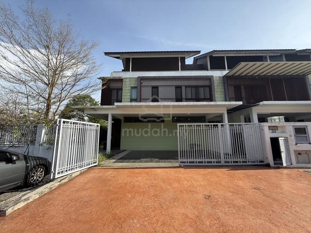 3-Storey Terrace Corner Unit Renovated @ Thistle Grove, Denai Alam 1