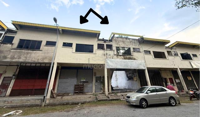 Puncak Jelapang Adjoining Terrace Warehouse Below Bank Value 20% Ipoh 1