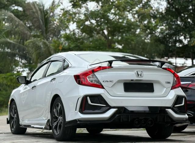 2016 Honda CIVIC 1.5 TC-PREMIUM (A) - 2