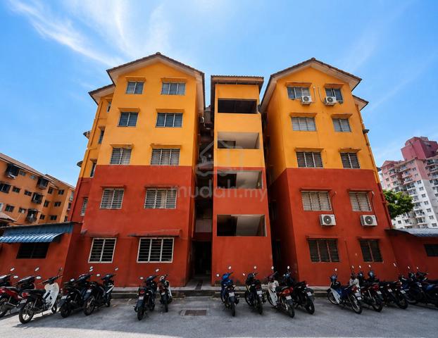 Taman Teluk Kumbar 1