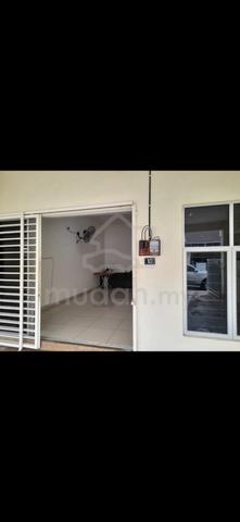 rumah teres untuk disewa 1