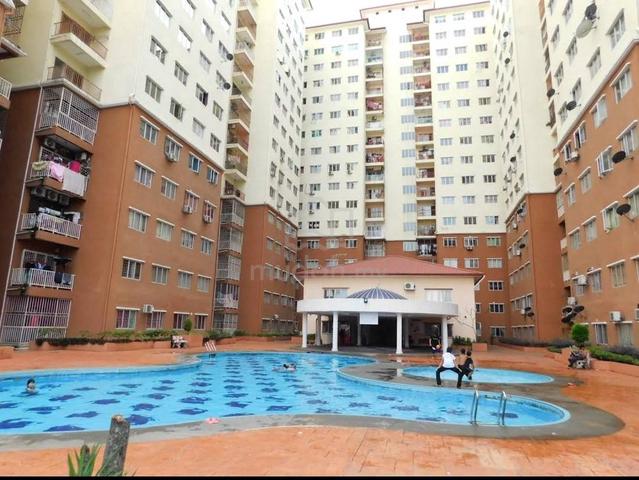 Pangsapuri Damai Mewah B 1