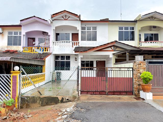 Taman Kluang Barat Double Storey 1