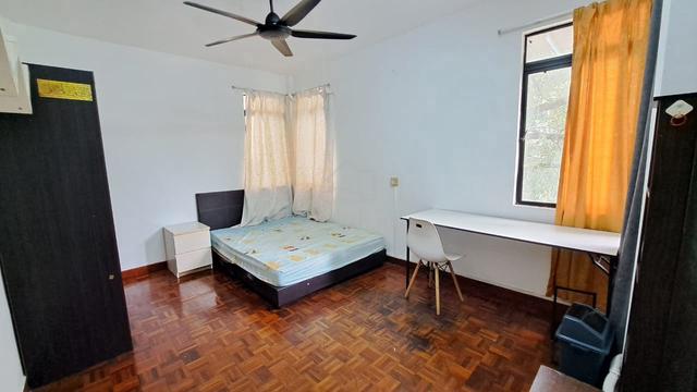Cyberia Smarthomes, Cyberjaya - Master Room with Wifi - Well Kept ~ 1