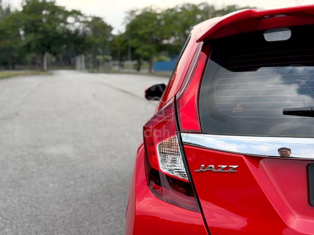 2018 Honda JAZZ 1.5 V (A) - 3
