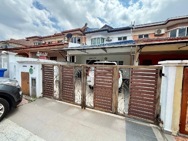 [renovated] 2 Storey Terrace Jalan Kristal, Seksyen 7, Shah Alam. 1