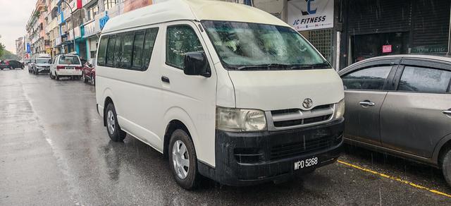 2006 Toyota HIACE 2.5 (M) One Owner Acc Free - 1