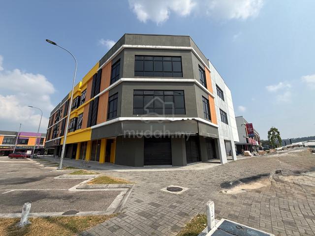 Aspira Square @ Gelang Patah Three Storey (Corner) Shoplot (Facing Mai 1