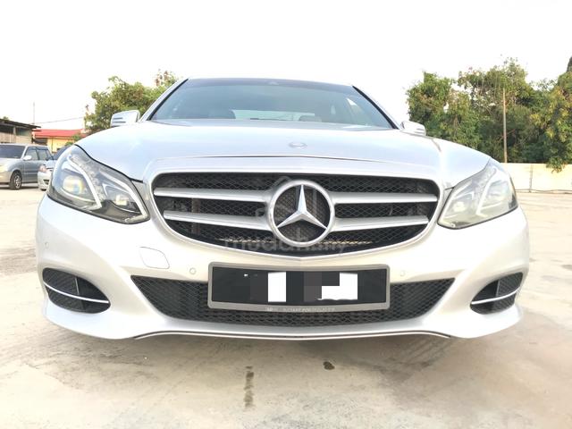 Mercedes Benz E200 2.0 AVANTGARDE(A)LEATHER S/18"R - 3
