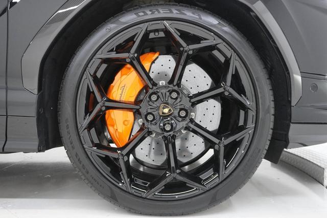 2023 Lamborghini URUS PERFORMANTE 4.0 V8 Akrapovic - 5