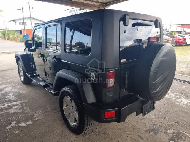 2011 Jeep Wrangler 3.8 Unlimited Sport 4X4 - 3