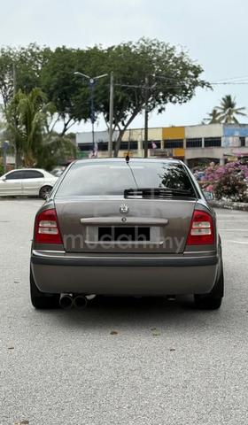 2005 Skoda OCTAVIA 1.8 LAURIN & KLEMENT (A) - 4