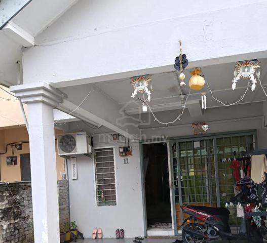 Bukit Pelindung 2-Storey House for Rent 1