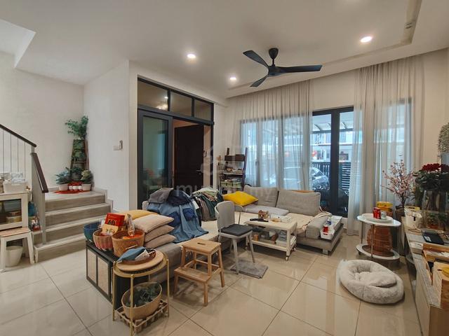 Kensington @ Bandar Indahpura Kulai Double Storey Terrace House 1