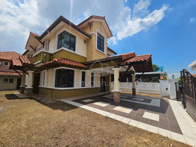 RENOVATED Double Storey Bungalow Aman Perdana, Klang 1