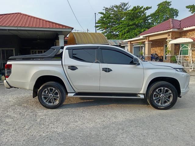 2021 Mitsubishi TRITON 2.4 VGT PREMIUM (A) - 5