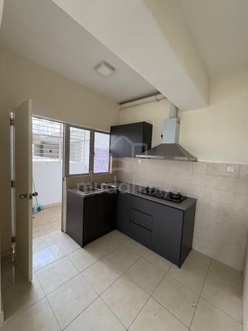 The Residence 1 @ Tiara East 1
