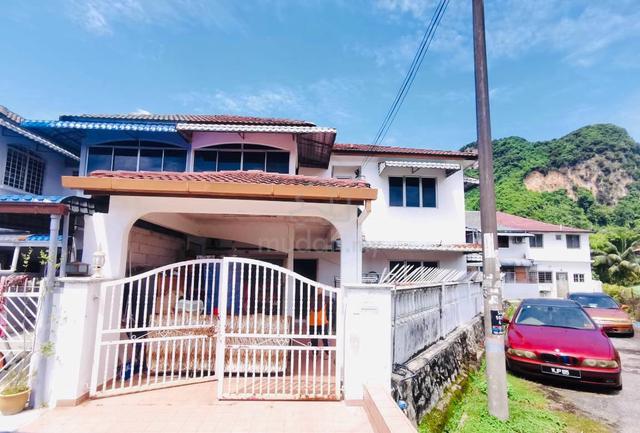 Freehold Corner Lot, 2 Storey Terrace, Fasa 10, Taman Sri Gombak 1