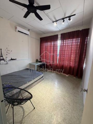 Fully Furnished Johor Skudai Room For Rent 1