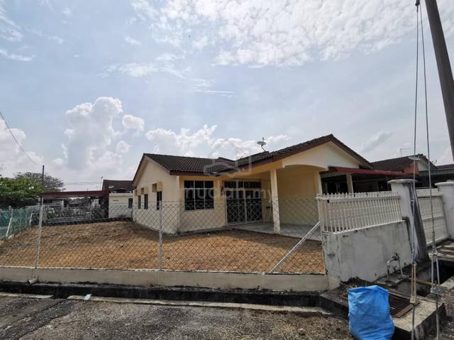 Single Storey Terrace Corner Taman Tangling Jaya, Taman Belibis 1