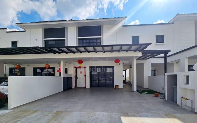 Eco Botanic - 2 Storey Terrace House, 4 Beds + 4 Baths, Hot Location!! 1