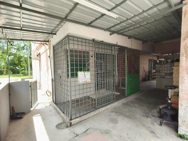 Rumah Pangsa College Heights Pajam 1
