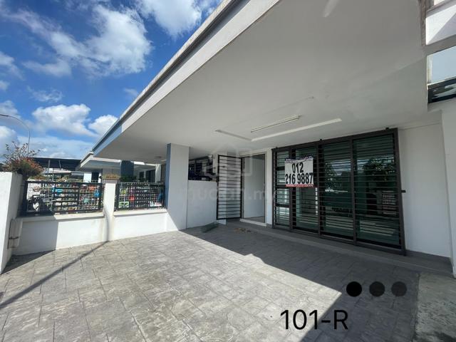 [Facing open] Bukit raja Nafiri 2sty 20*70sqft Basic unit for sale 1