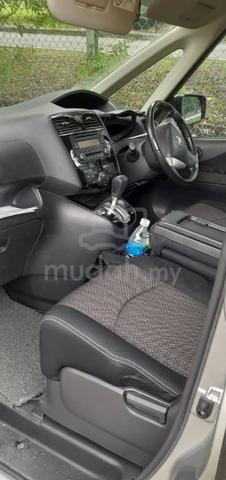 2015 Nissan SERENA 2.0 S-HYBRID HIGHWAY STAR - 4