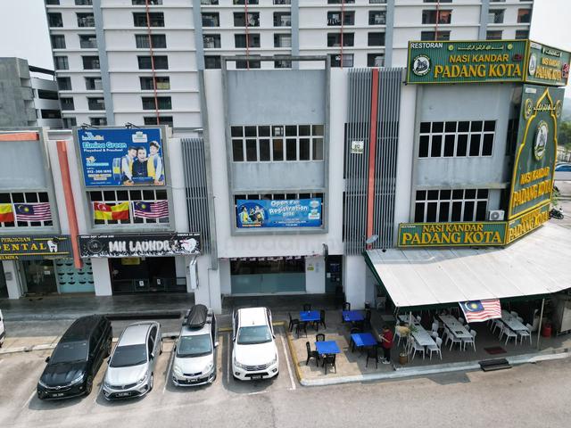 FACING MAINROAD 3 Storey Shop Office Elmina West Seksyen U17 Shah Alam 1