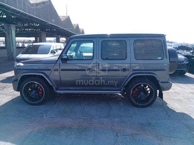 2021 BOOKNOW GREY/BLACK Mercedes Benz G63 AMG - 4
