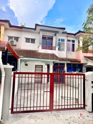 Bandar Mahkota Banting - Double storey for Rent 1