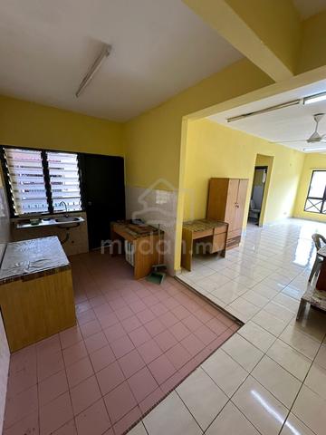 Taman Tenaga Apartment 1