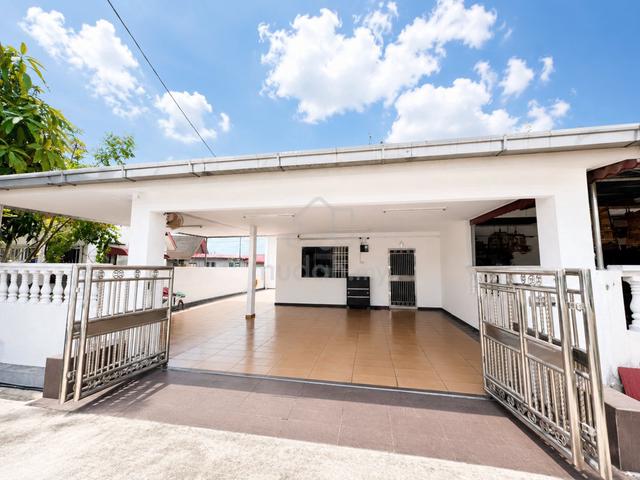 Single Storey Terrace House for Sale | 3 Bedrooms 2 Bathrooms 1