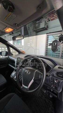 2015 Toyota VOXY 2.0 ZS GS DBA-ZRR80W (A) - 3