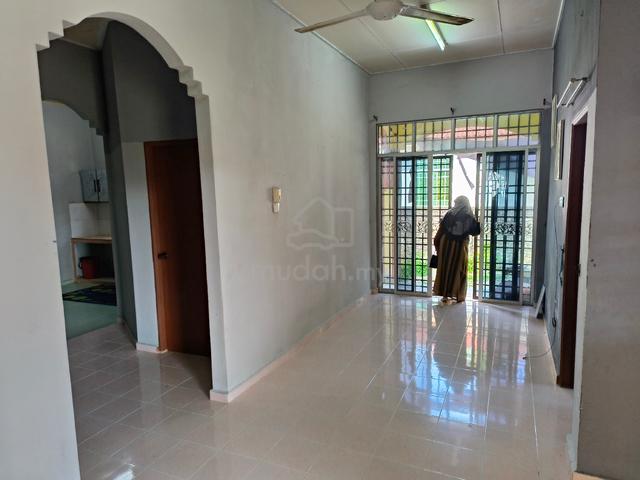 Rumah Sewa Mulong 2