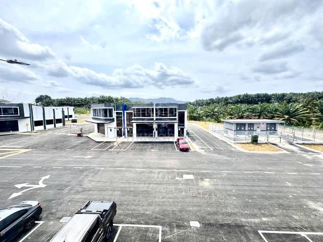 Brand New 1.5 Storey Factory @ Empire Park Kulai 30x100 Sqft For Rent 1