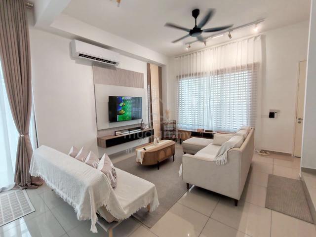 Eco Tropics BREEZEGATE Endlot Kota Masai Double Storey for Rent 1
