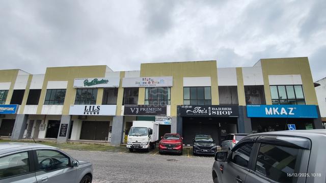 Cyberjaya Office Unit with 58 Basement Carparks @ Plaza Crystalville 1