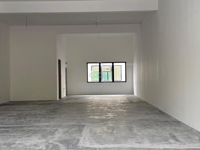 End Lot 2 Storey Shop Kajang Crowded Area East Avenue Semenyih ForRent 2