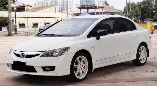 2010 Honda CIVIC 1.8 I-VTEC (A) - 1