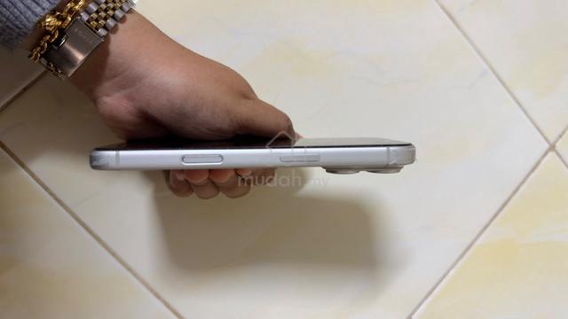 Iphone 17 Pro - photo 3 of 5