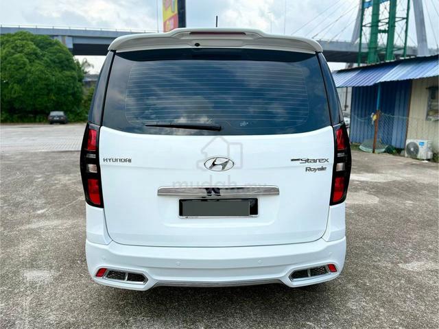 2018 Hyundai GRAND STAREX 2.5 ROYALE DELUXE (A) LM - 4