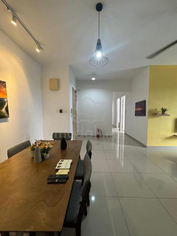 Riverside Residence 1