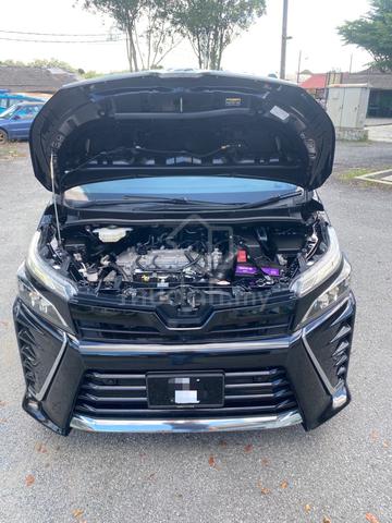 FULL LOAN✅2019 Toyota VOXY 2.0 ZS KIRAMEKI II (A) - 4