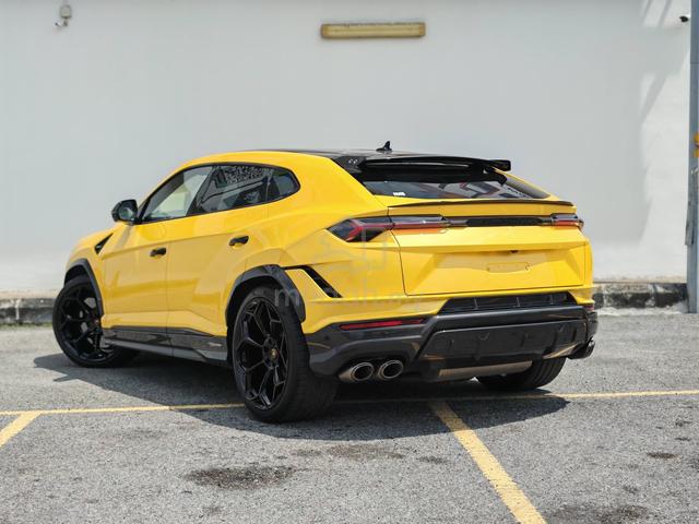 2023 Lamborghini URUS PERFORMANTE FULL CARBON PACK - 2
