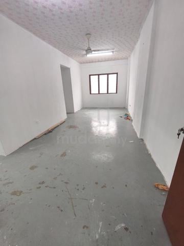Blok A Flat Taman Suria Muafakat 1