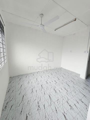 Double Storey/Taman Johor Jaya/Low Cost/Low Deposit 1