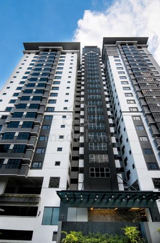 Royalle Condominium 1