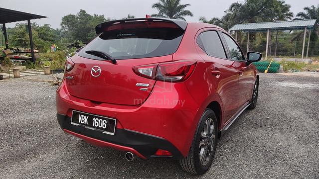2017 Mazda 2 1.5 HB Hi LED, Mazda svc, 78k km ori - 3